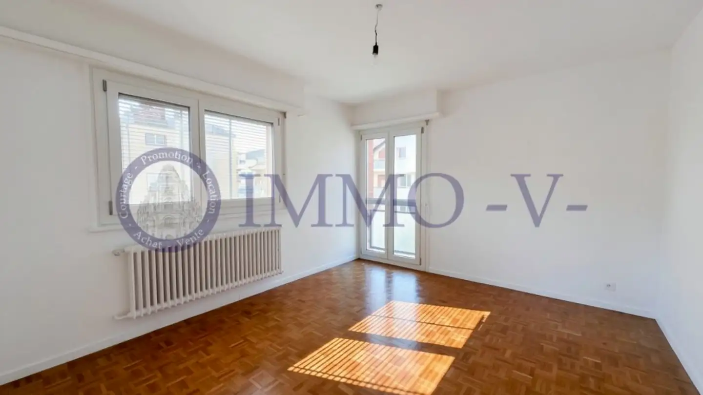 Appartement à louer - 2300 La Chaux-de-Fonds - Photo 3