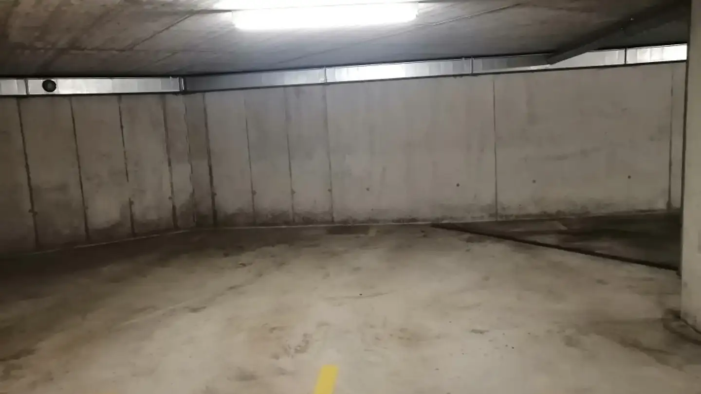 Garage singolo in affitto - Schulhausstrasse 2, 8916 Jonen