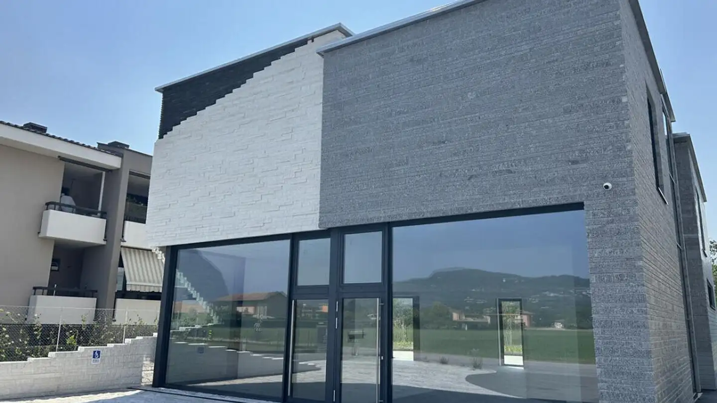 Negozio in affitto - 6883 Novazzano