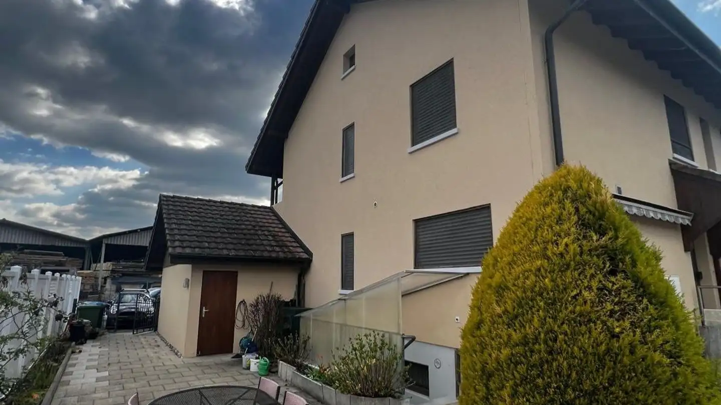 Semi-detached house for sale - Hintere Schachenstrasse 4, 5013 Niedergösgen