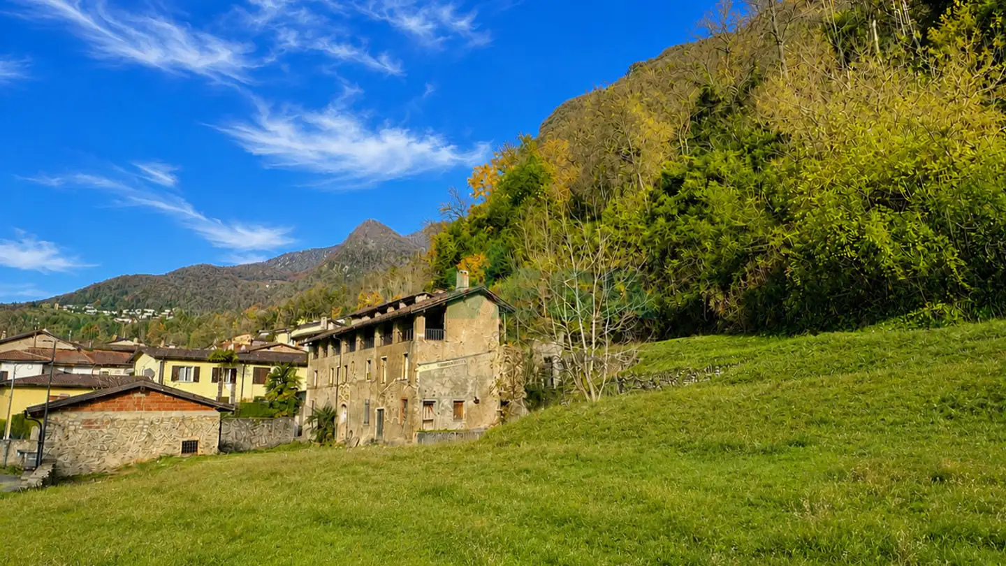 Terreno edificabile in vendita - 6818 Melano