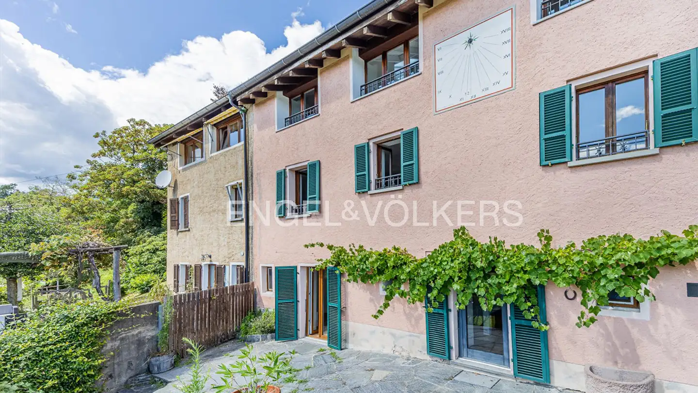 Casa bifamiliare in vendita - 6949 Comano - Photo 2