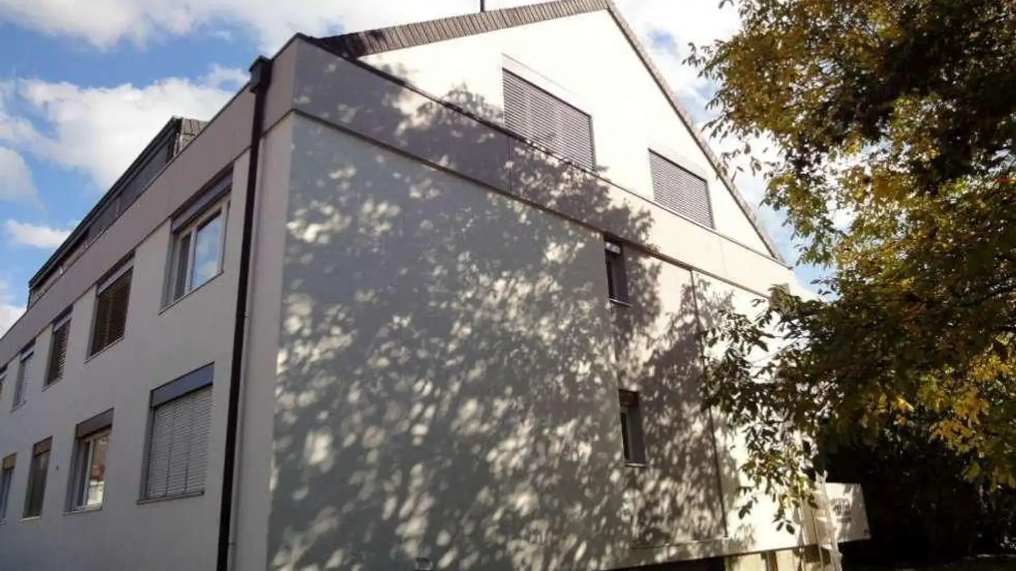 Single garage for rent - Weidenhofweg 28, 4144 Arlesheim