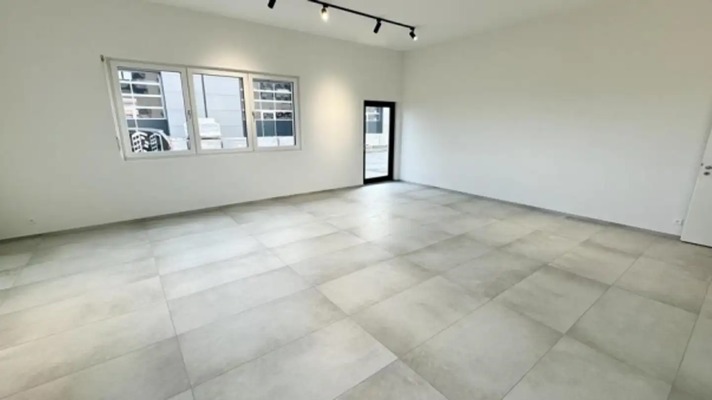 Bureau à louer - Route Des Grands-Longs-Champs 4, 1562 Corcelles-près-Payerne - Photo 2