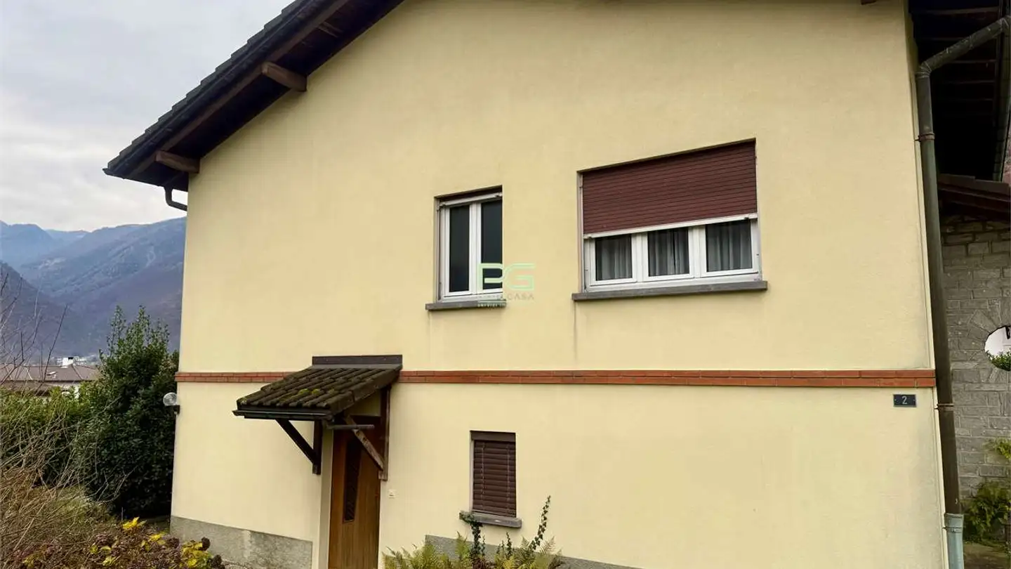 Villa in vendita - 6525 Gnosca