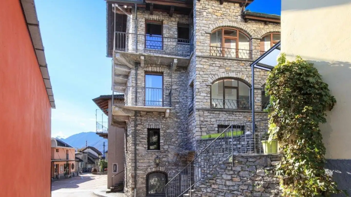 Appartamento in vendita - Via Brione, 6648 Minusio