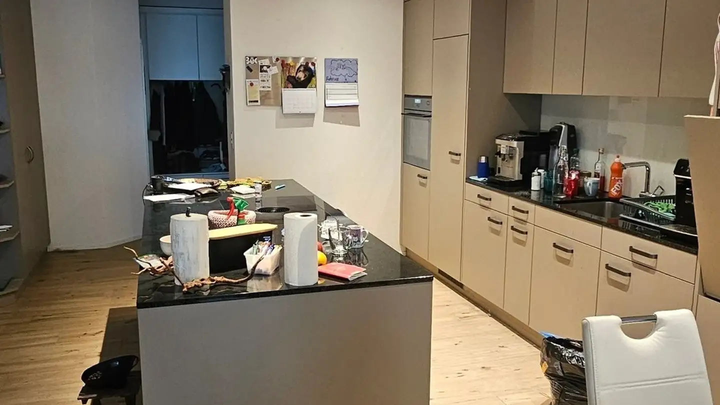 Apartment for rent - 6221 Rickenbach LU