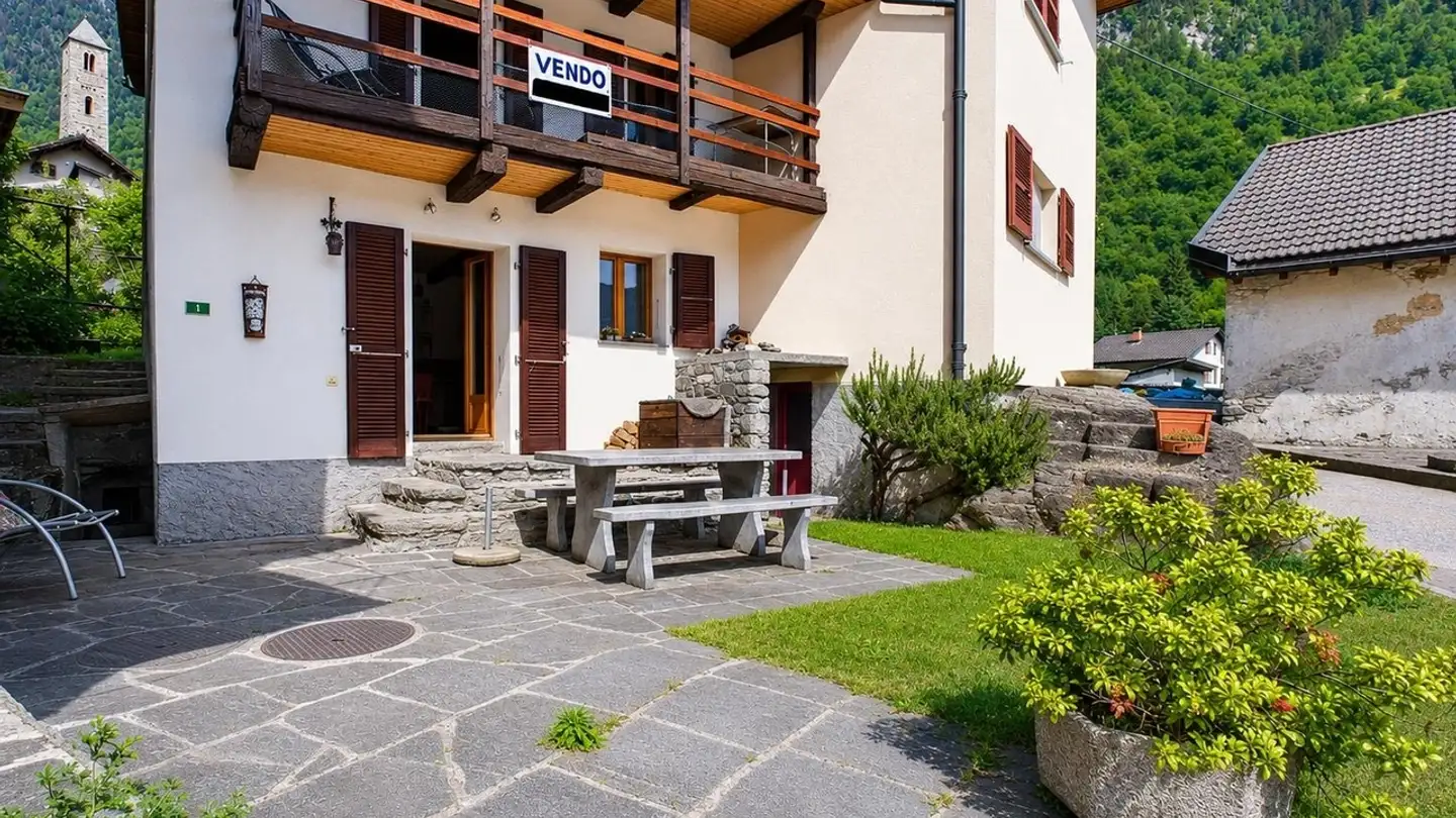Row house for sale - 6717 Dangio