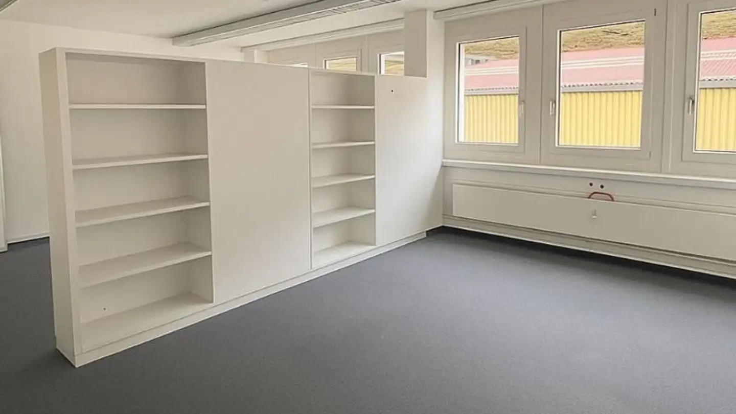Office space for rent - Bruggacherstrasse 24, 8117 Fällanden - Photo 2