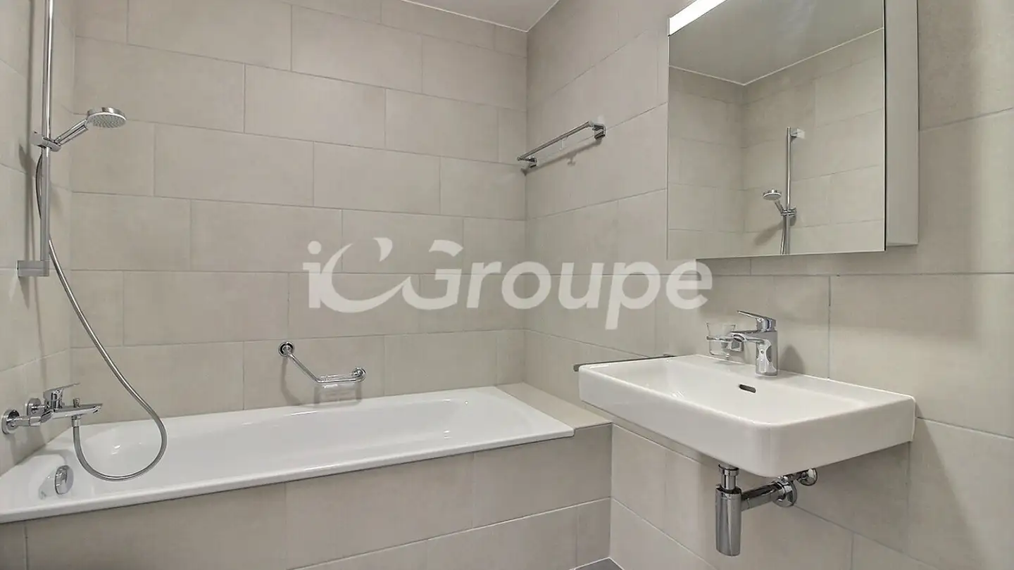 Apartment for rent - Route De Chippis 68b, 1967 Bramois - Photo 4
