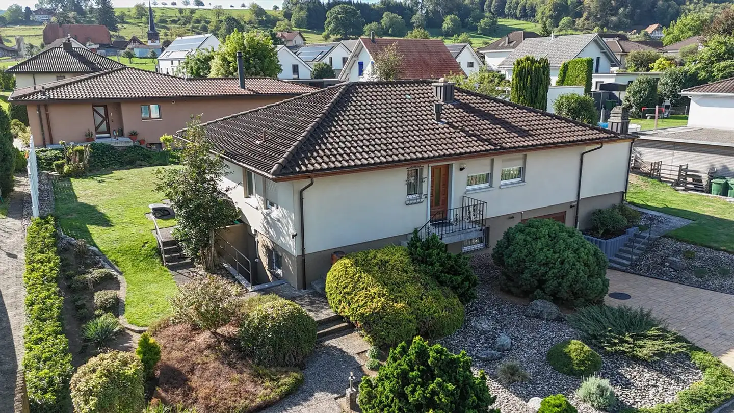 Single house for sale - Buchenweg 7, 3297 Leuzigen
