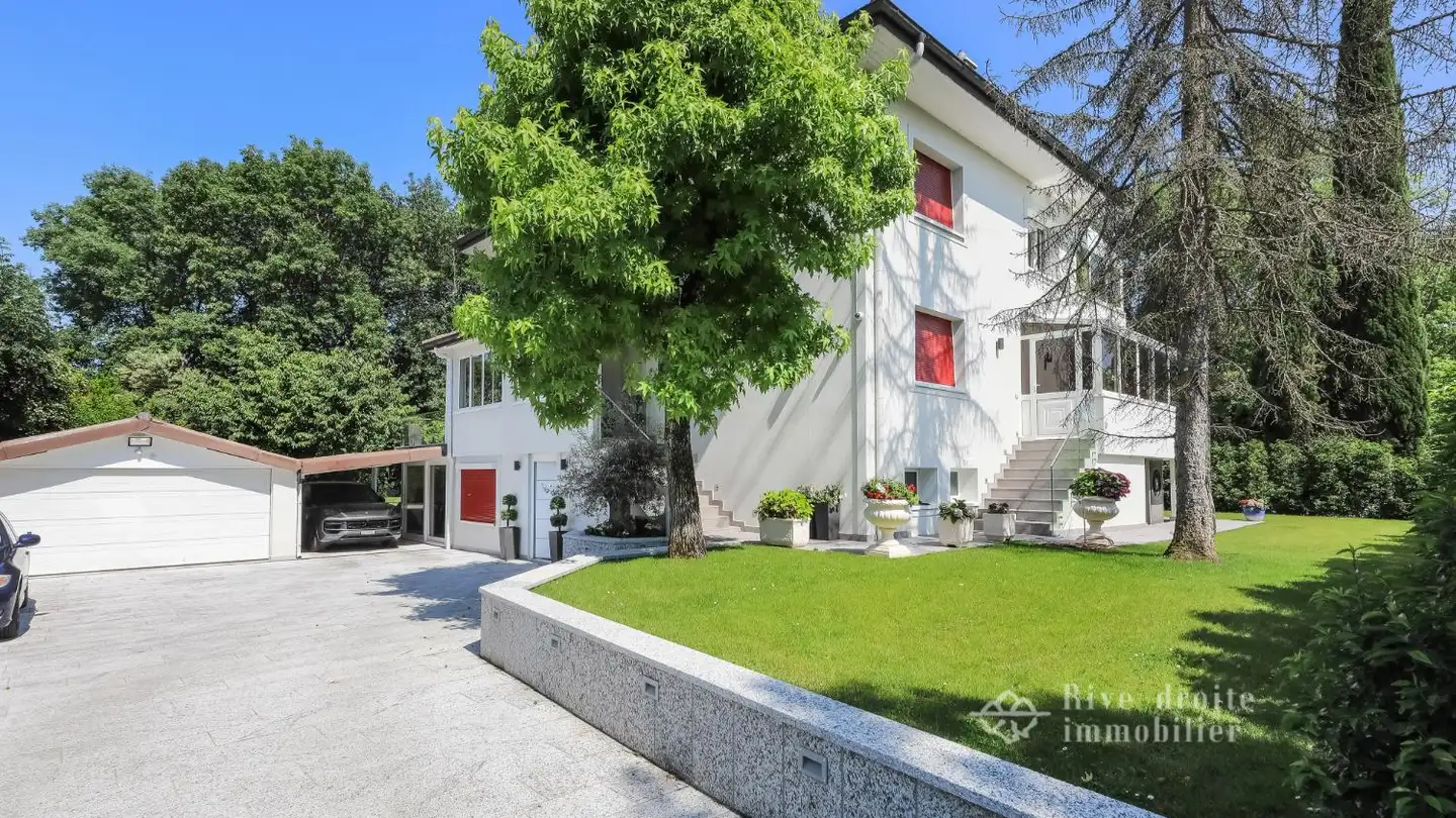 Villa for sale - 1297 Founex