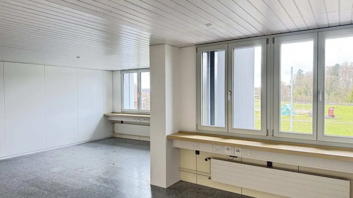 Gewerbe mieten - Bahnhofstrasse 37, 3427 Utzenstorf - Foto 3
