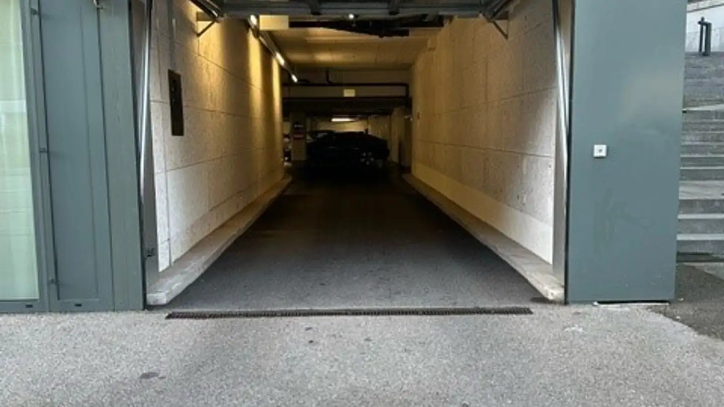 Parcheggio sotterraneo in affitto - Ueberlandstrasse 10, 8953 Dietikon - Photo 2