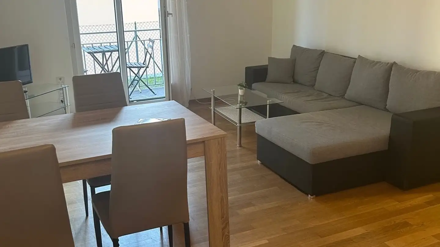 Apartment for rent - 6600 Muralto