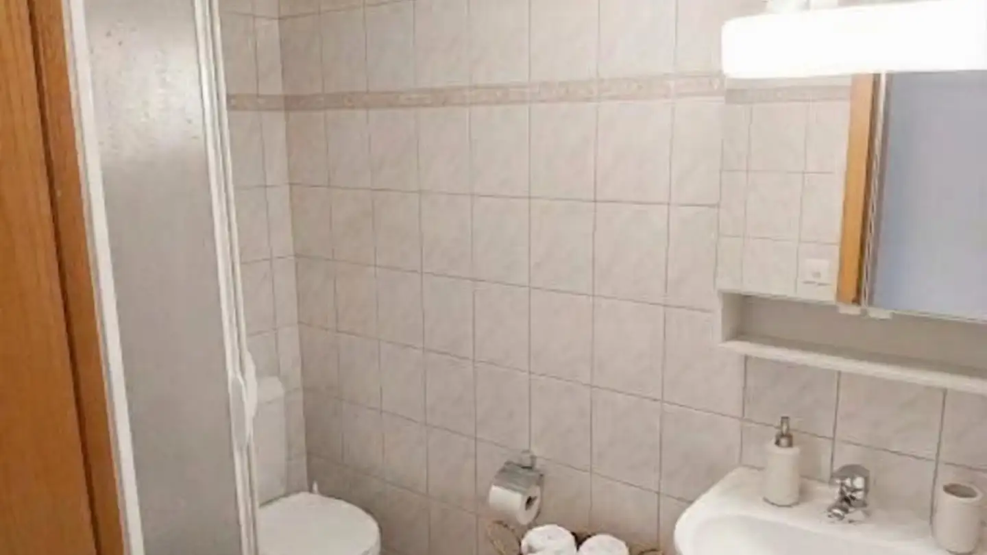 Apartment for rent - Sportplatzstrasse 32, 3952 Susten - Photo 4