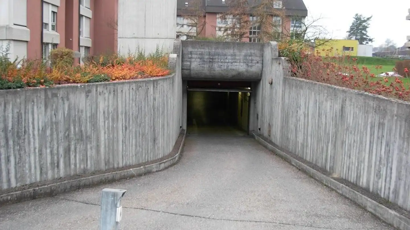 Place de parking souterraine à louer - Sägetstrasse 37, 3303 Jegenstorf