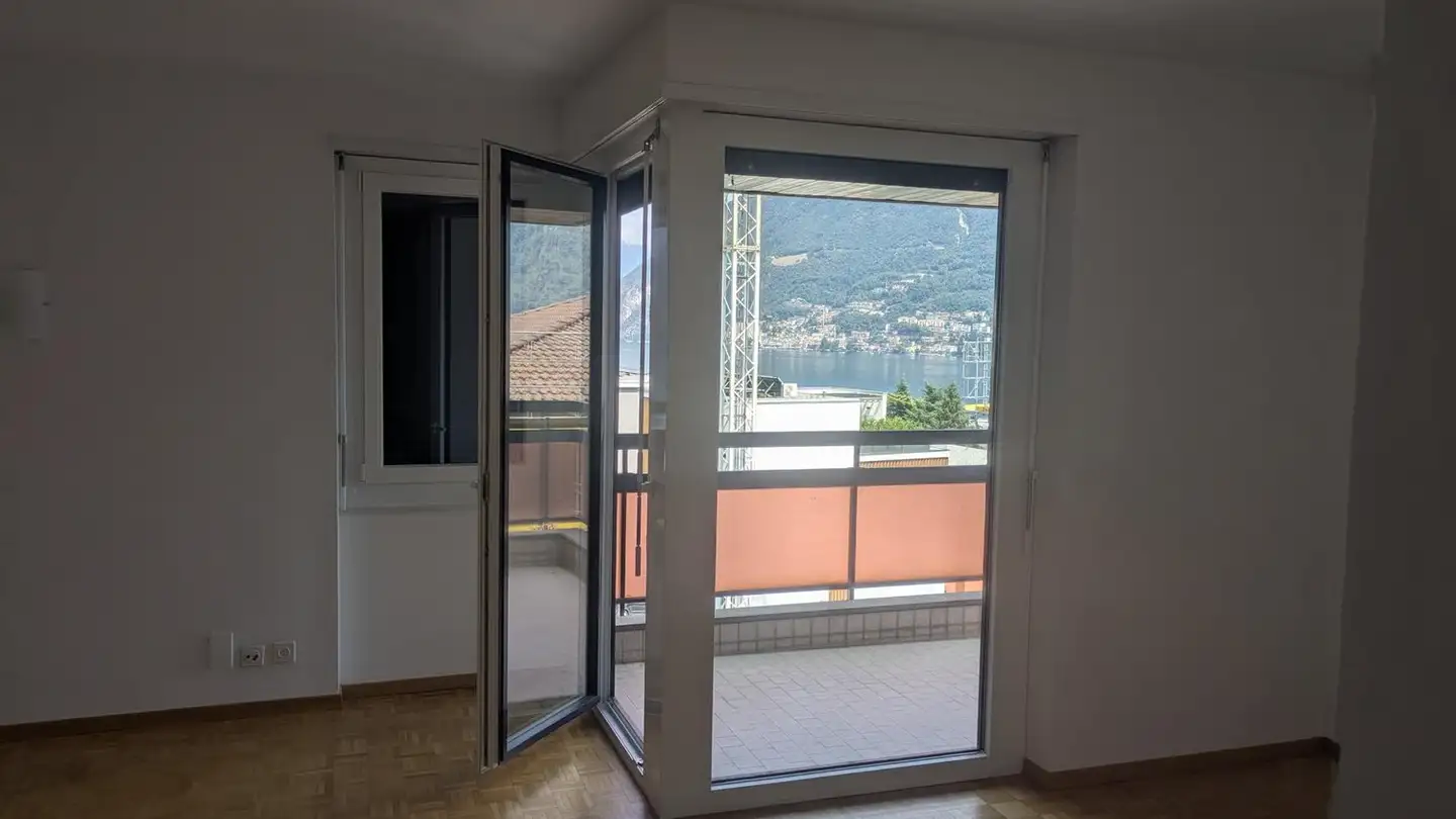 Apartment for rent - Via Al Doyro 8, 6815 Melide - Photo 2