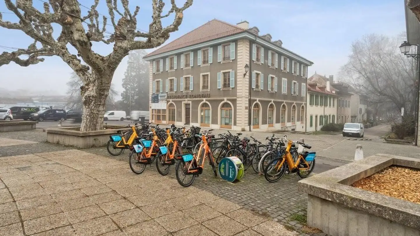 Appartement à louer - Place Du Rondeau 8, 1227 Carouge GE