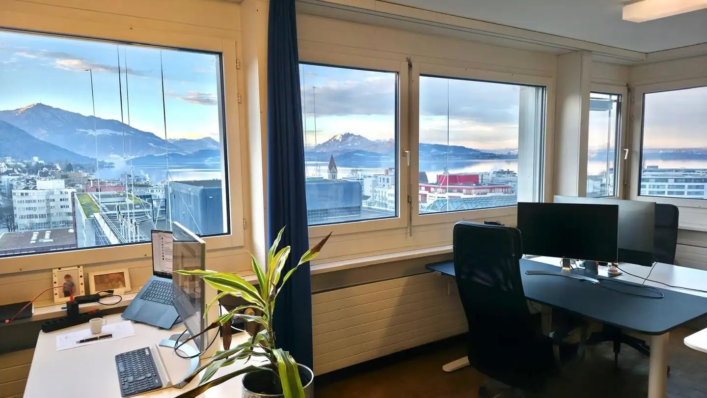 Office space for rent - Baarerstrasse 43, 6300 Zug - Photo 2
