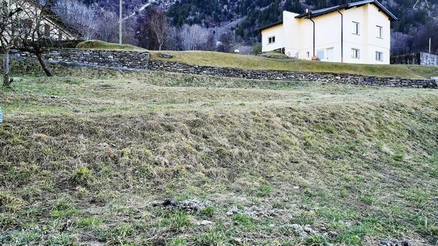 Constructible plot for sale - 6717 Torre