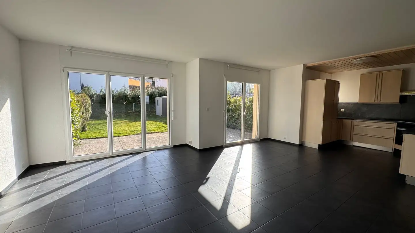 Row house for sale - 1615 Bossonnens - Photo 3