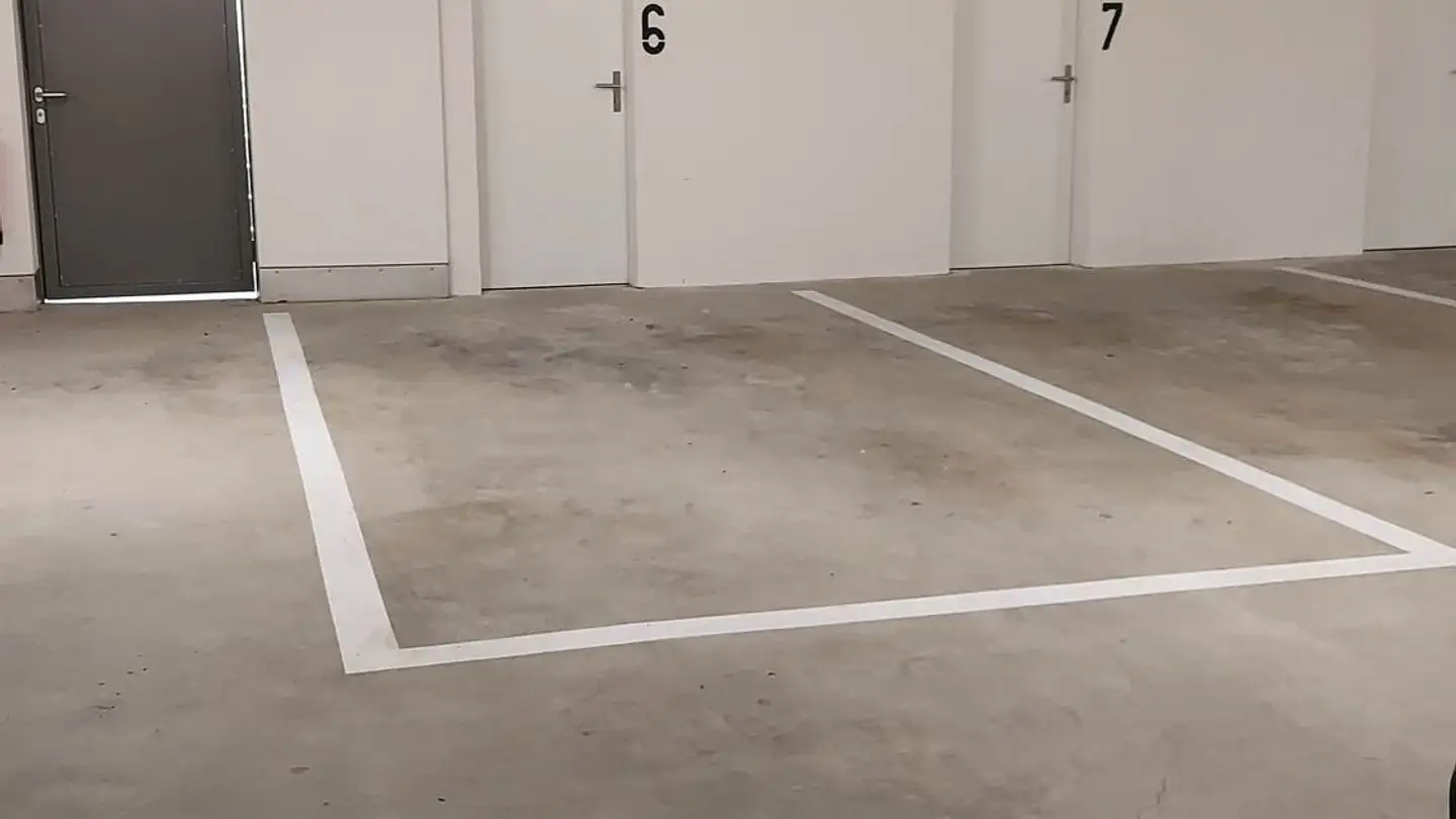 Outdoor parking space for rent - Sangenstrasse 20, 8570 Weinfelden - Photo 3