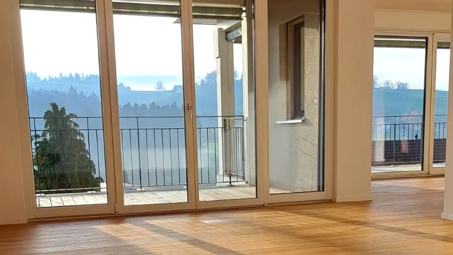 Dachgeschosswohnung mieten - Ahornweg 8, 6145 Fischbach LU