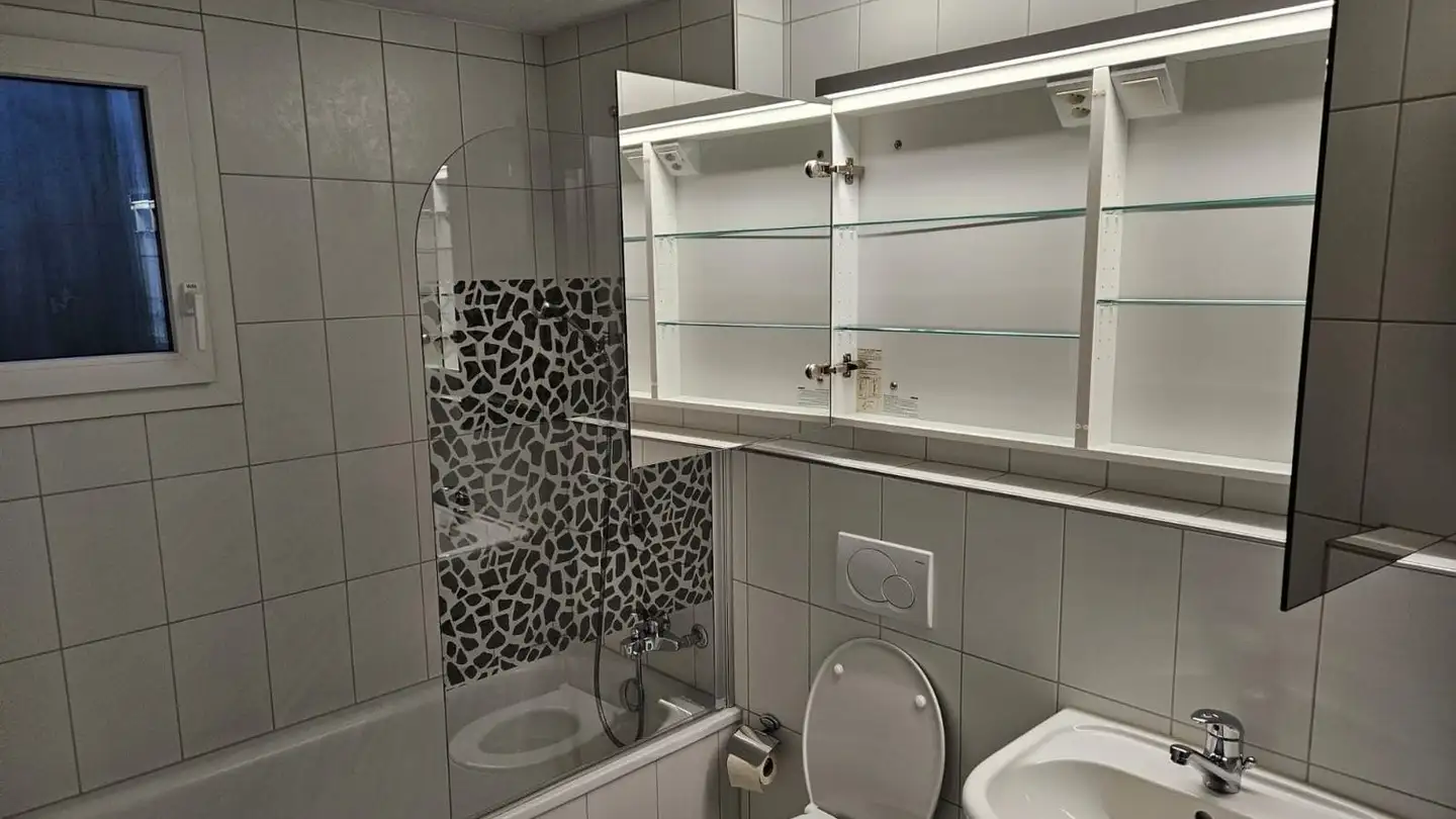 Apartment for rent - Hostatt, 6365 Kehrsiten - Photo 2