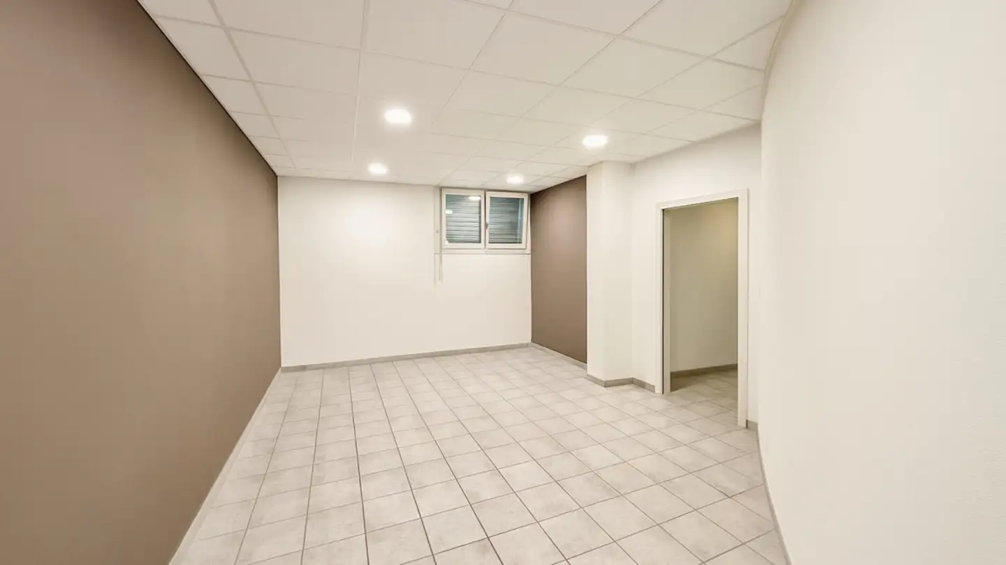 Grande magazzino in affitto - Avenue De Montchoisi, 1006 Lausanne - Foto 2