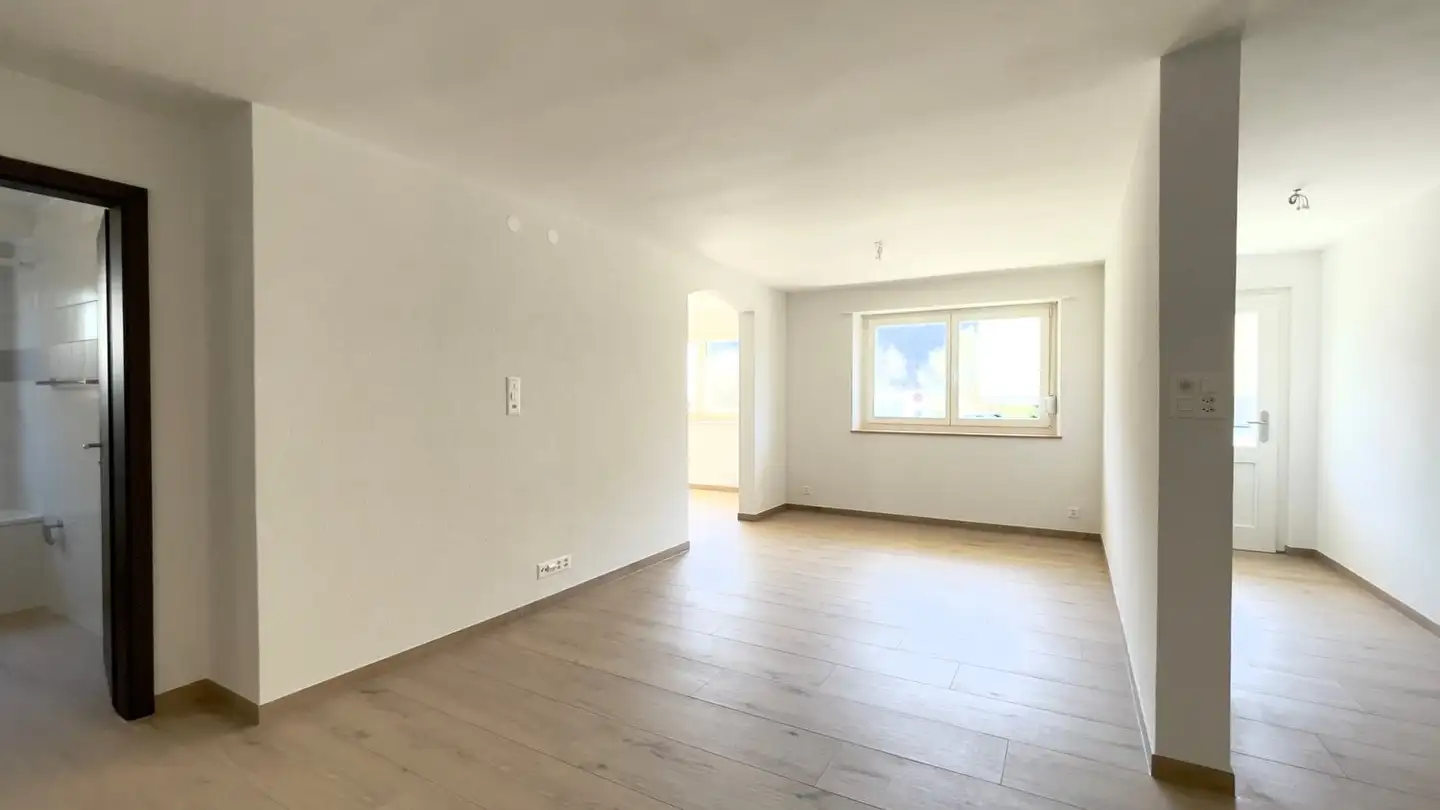 Apartment for rent - 2740 Moutier - Photo 4