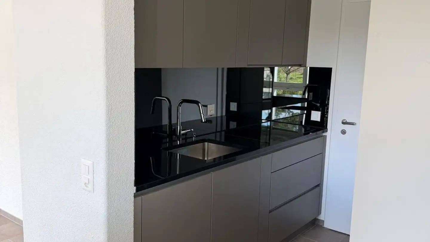 Wohnung mieten - 8125 Zollikerberg - Foto 3