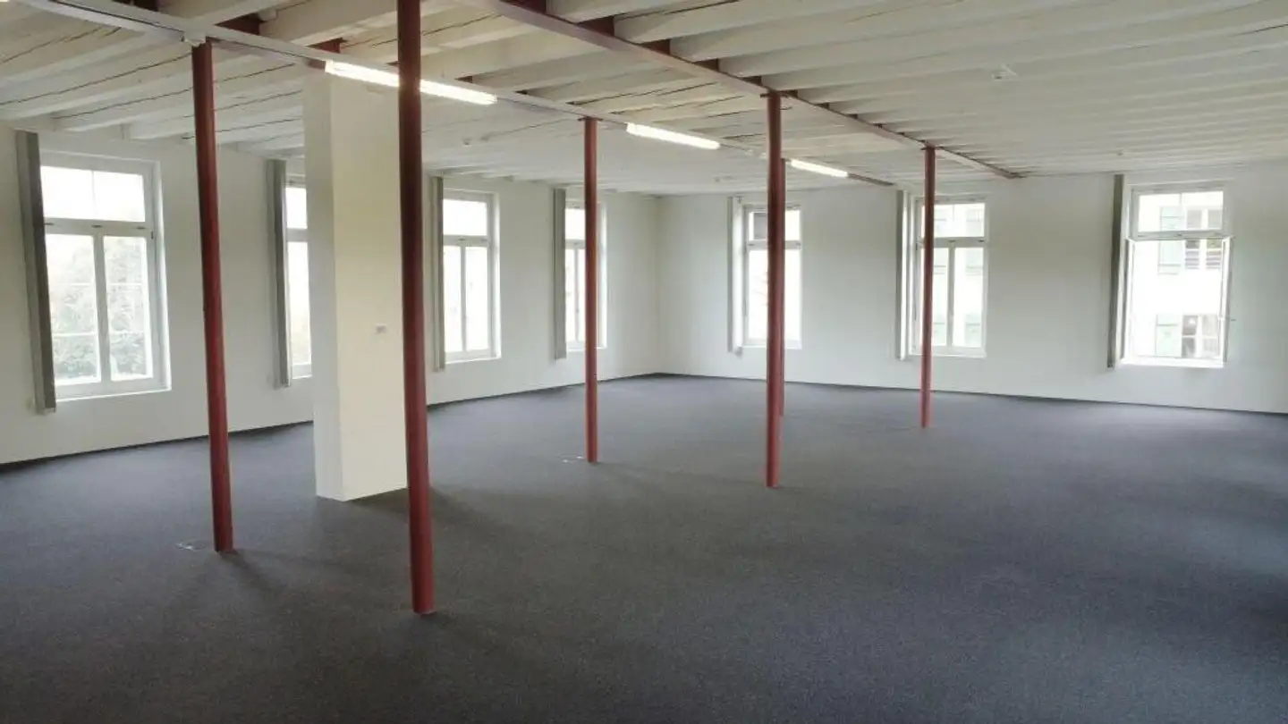 Office space for rent - Oberburgstrasse 10, 3400 Burgdorf - Photo 2
