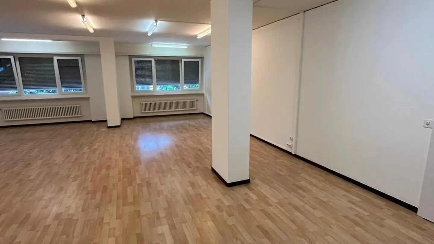 Spazio ufficio in affitto - Via Attilio Balli 56, 6600 Muralto - Photo 3