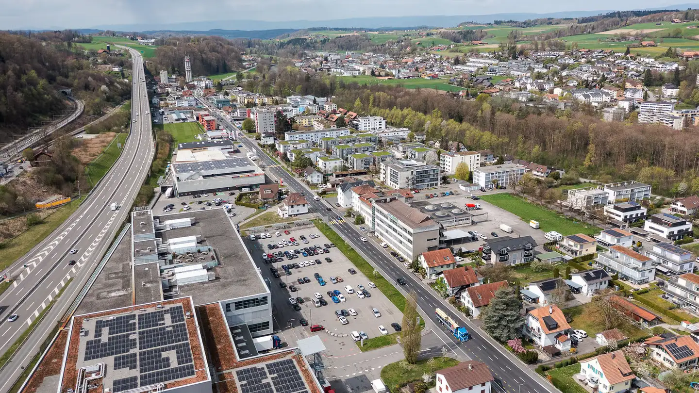 Commercial à louer - Bernstrasse 41, 3175 Flamatt