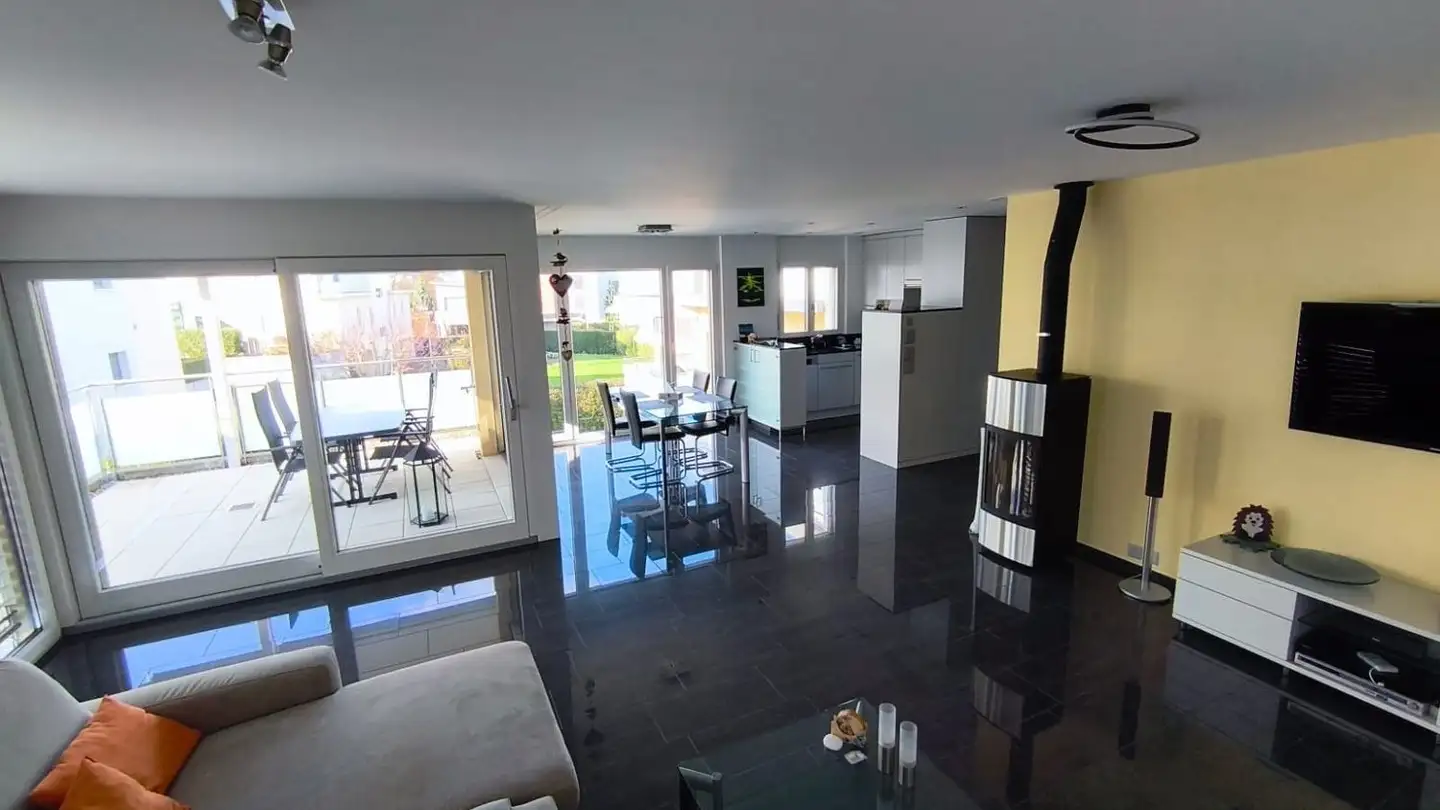 Appartement à louer - Katrinenhof, 8852 Altendorf