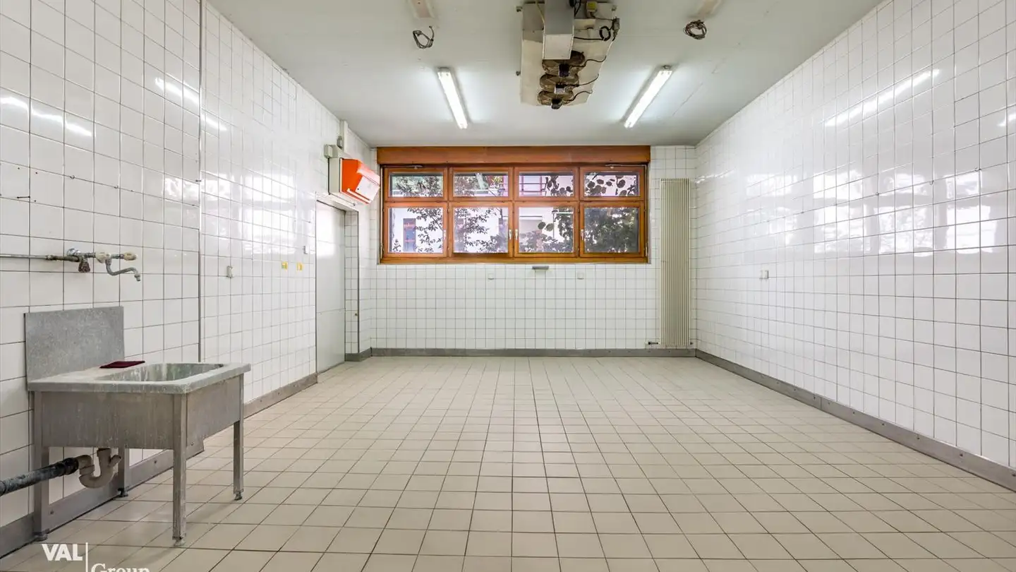 Spazio di archiviazione in affitto - 3900 Brig - Photo 2