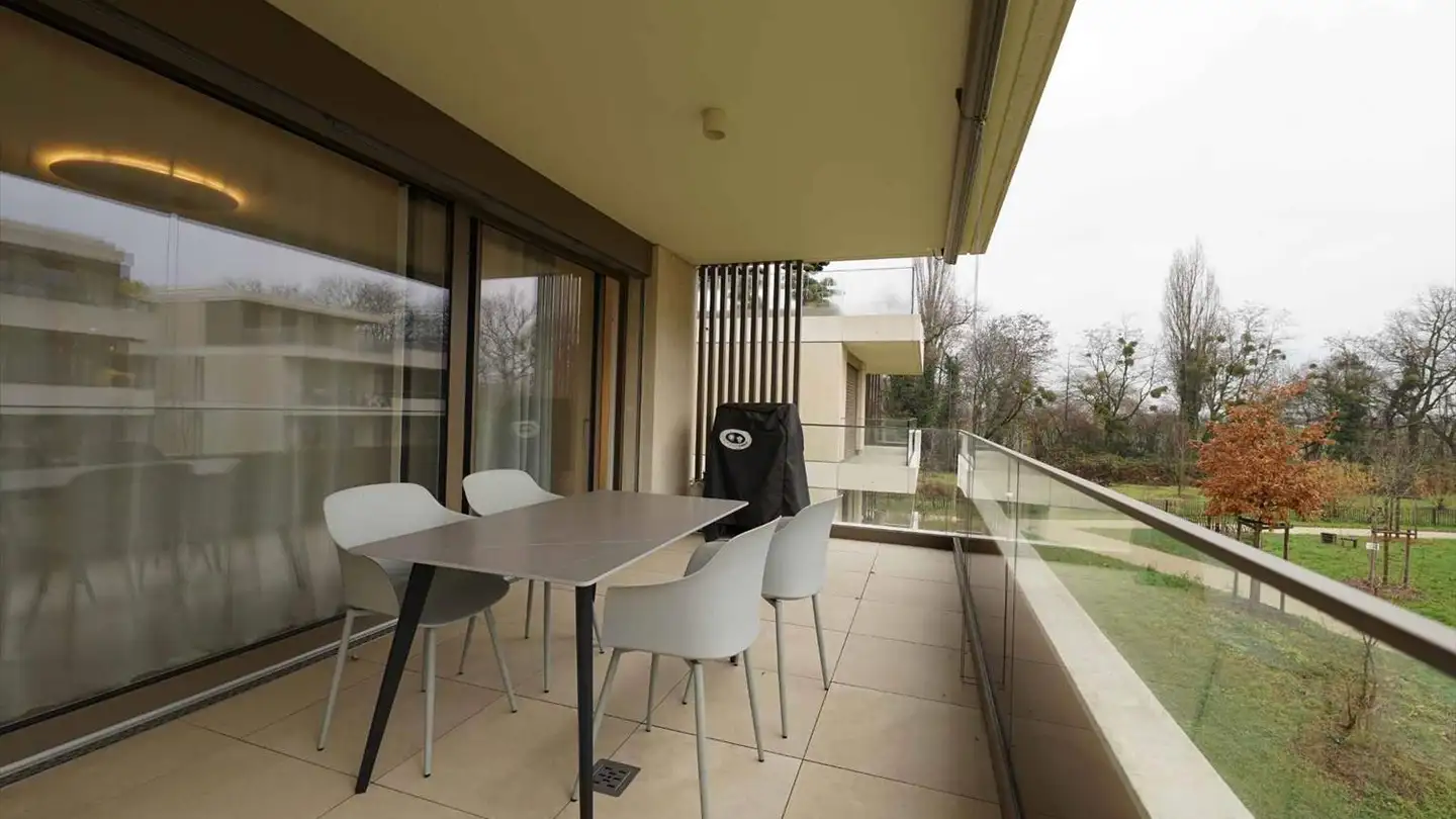 Apartment for rent - 1256 Troinex - Photo 4