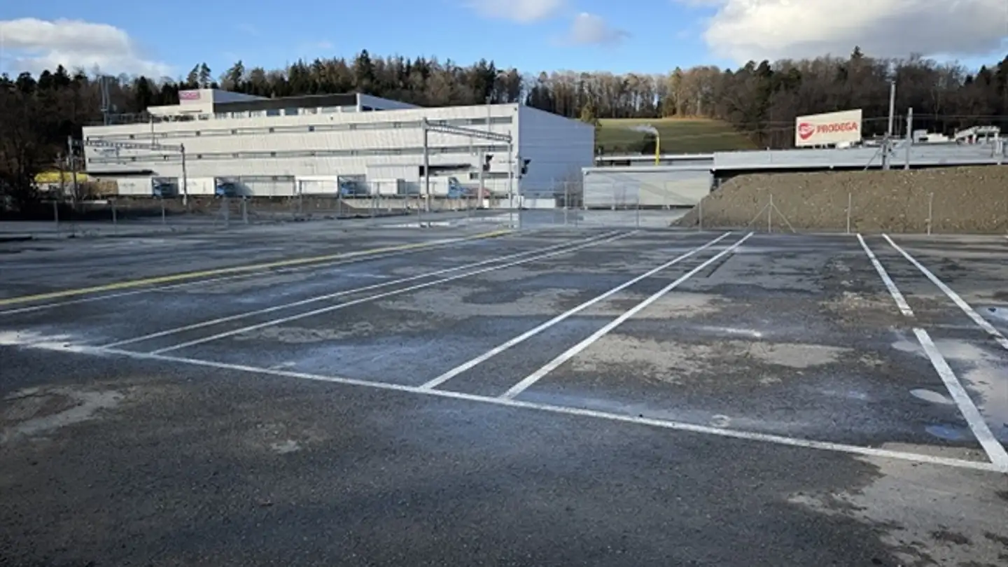Parkplatz im Freien mieten - Route Des Taconnets 1b, 1762 Givisiez