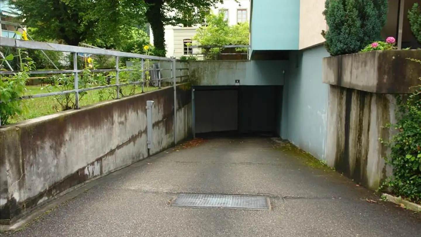 Covered parking space for rent - Polieregasse 4, 3400 Burgdorf - Photo 2