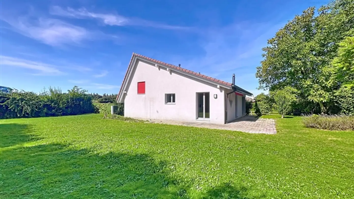 Single house for sale - 1775 Grandsivaz