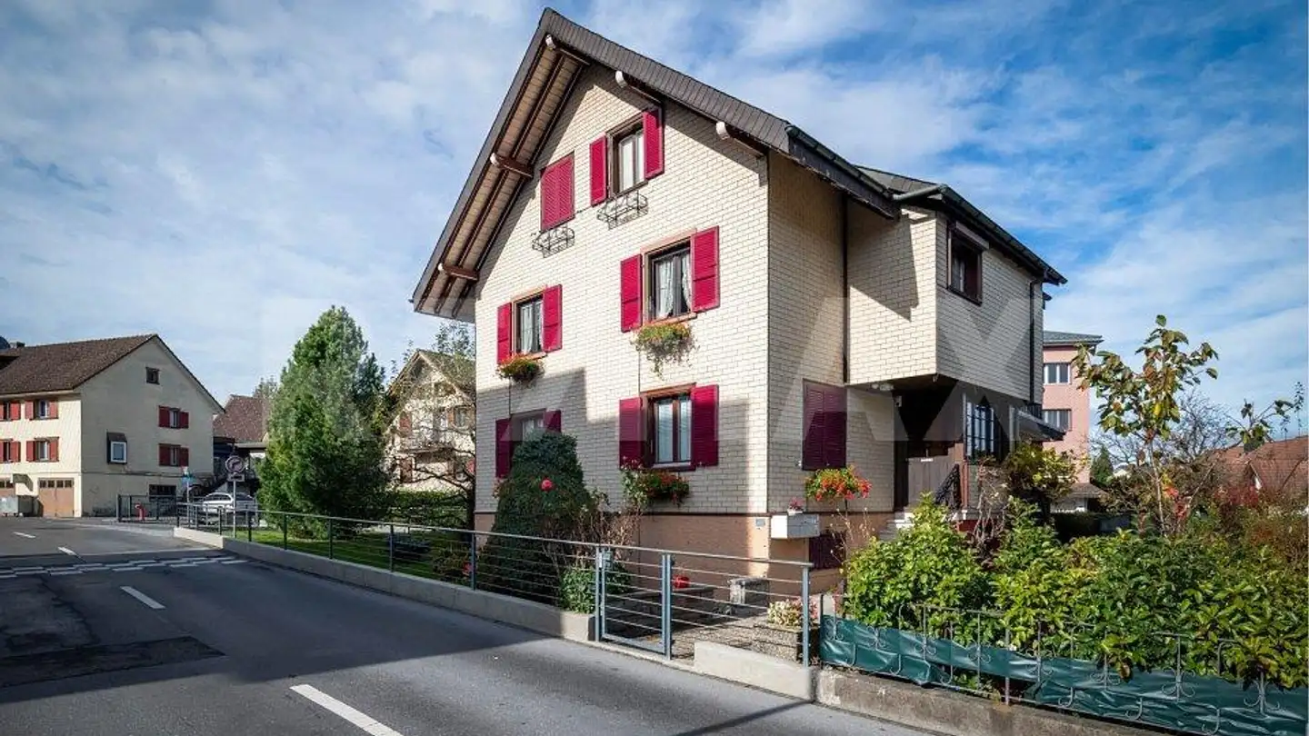 Casa singola in vendita - Bahnhofstrasse 11, 8864 Reichenburg