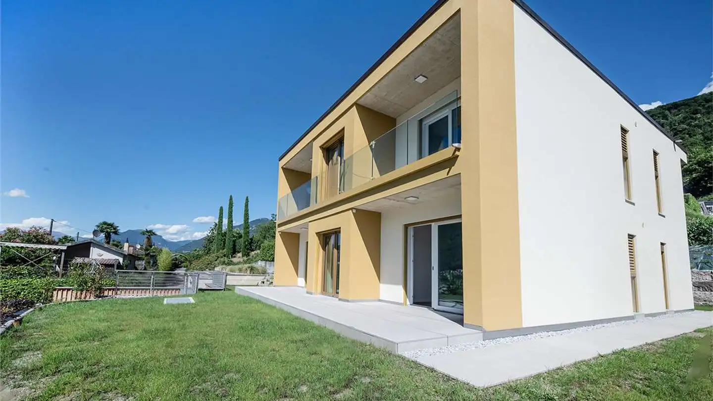 Wohnung kaufen - 6827 Brusino Arsizio