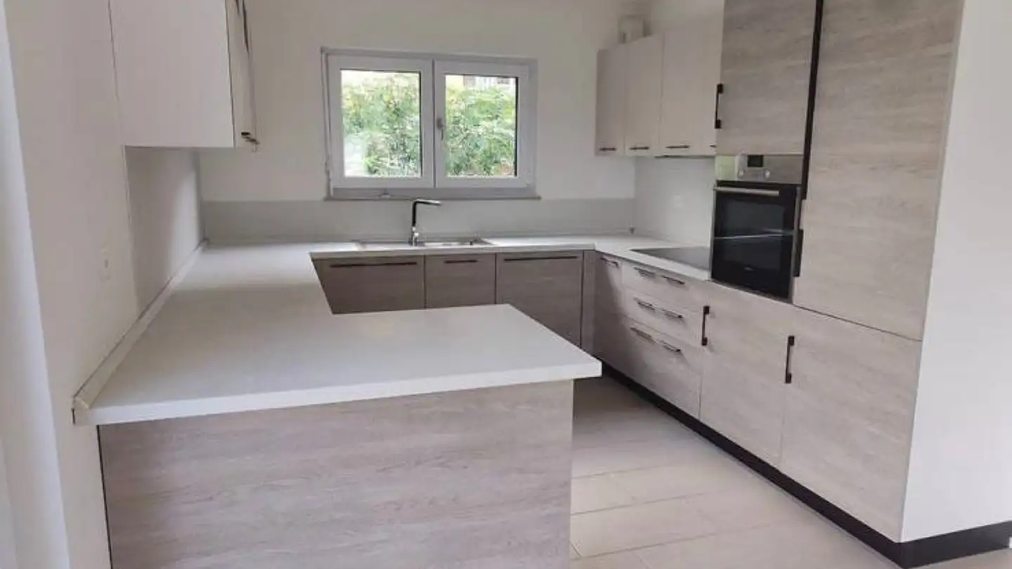 Appartement à louer - 6930 Bedano - Photo 2