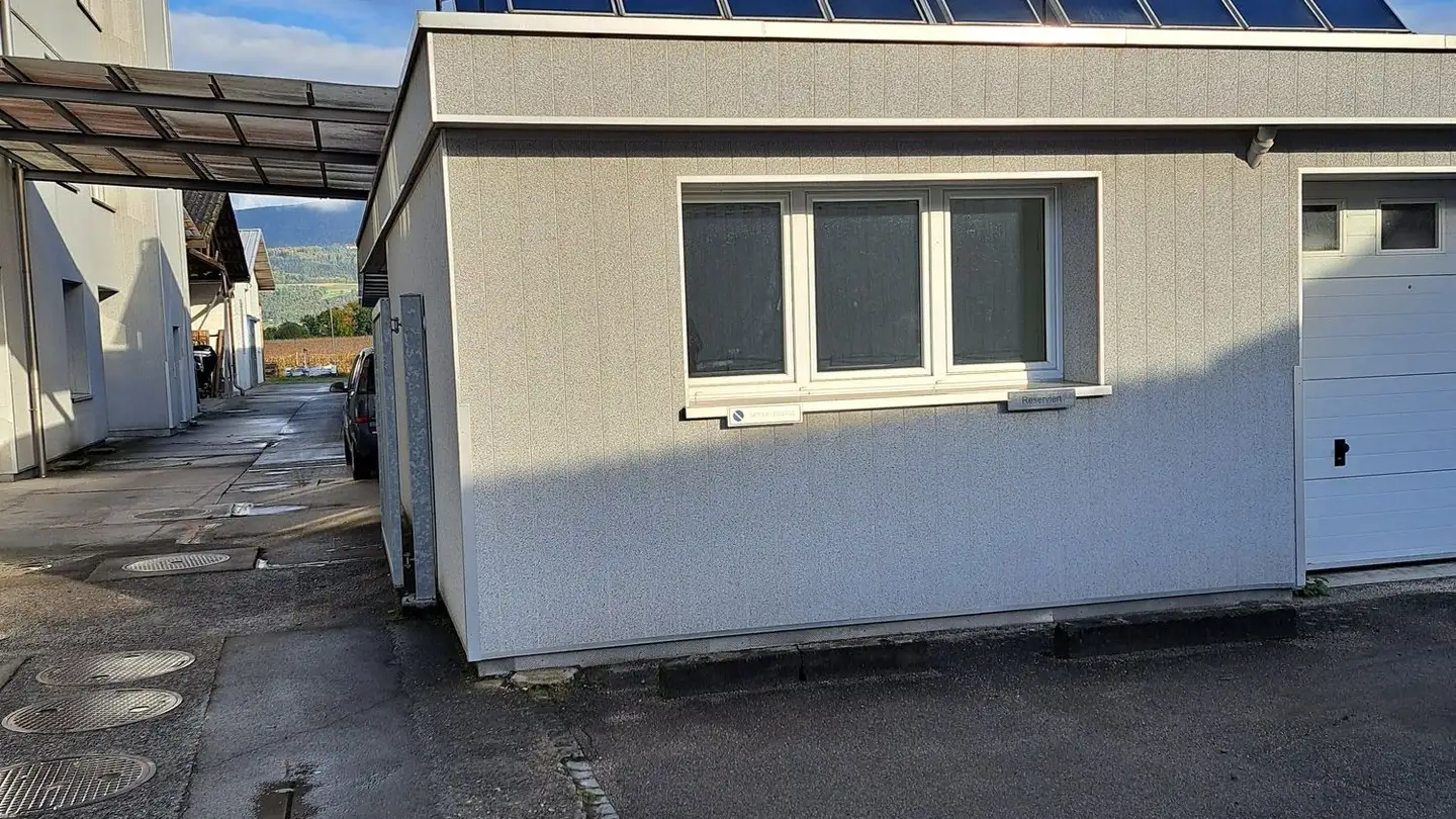 Commercial à louer - Baumgartenstrasse 10, 2575 Täuffelen