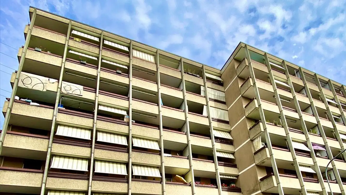 Single garage for rent - Chemin Des Libellules 2, 1010 Lausanne