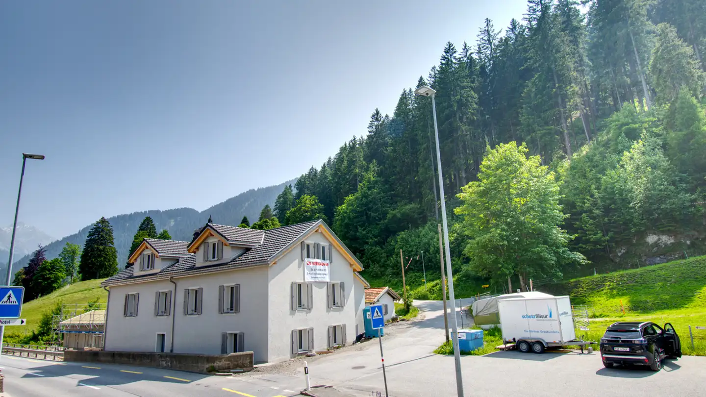 Reihenhaus kaufen - Hauptstrasse, 7075 Churwalden - Foto 2