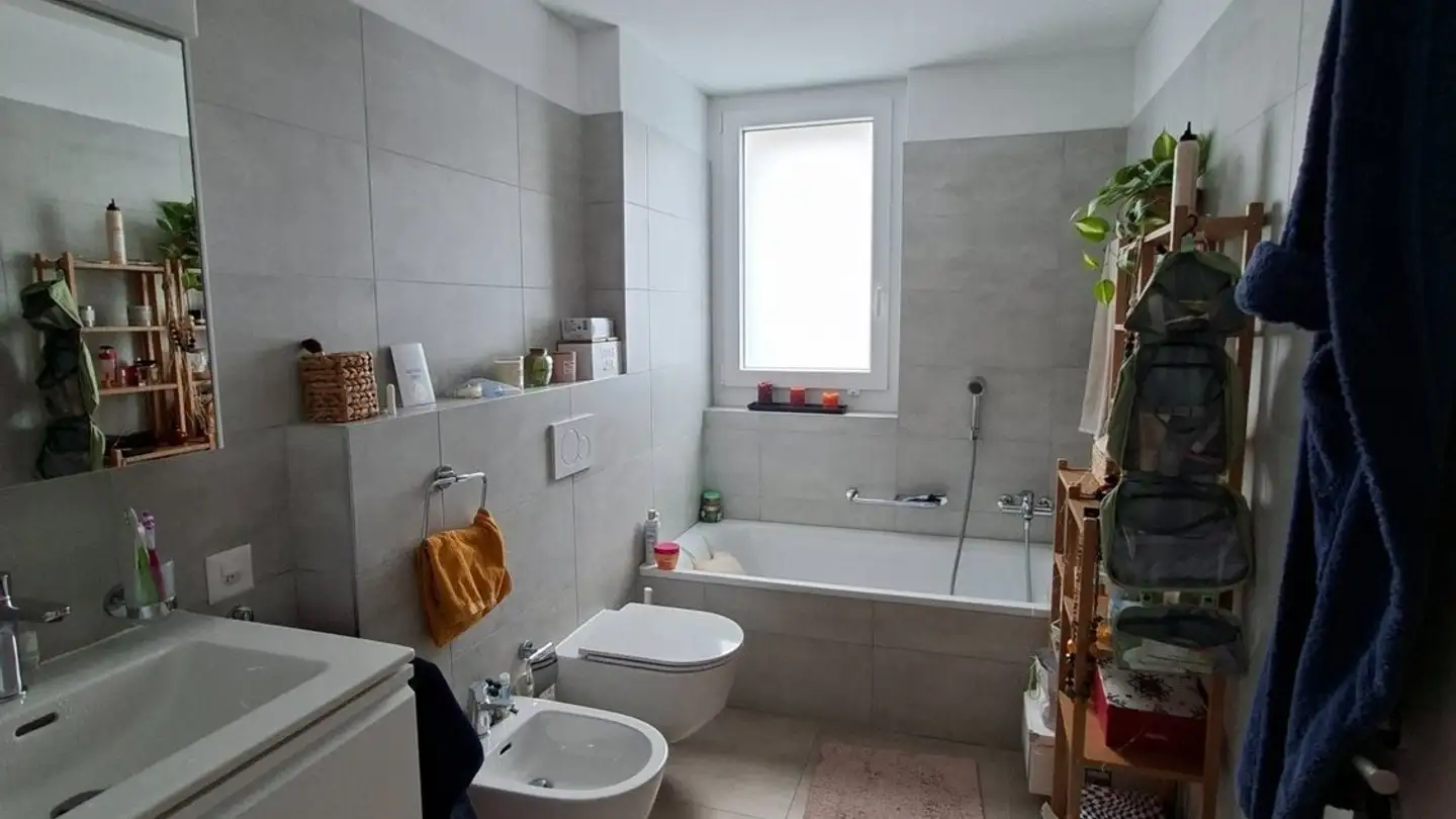 Wohnung mieten - Via Cantonale, 6527 Lodrino - Foto 3