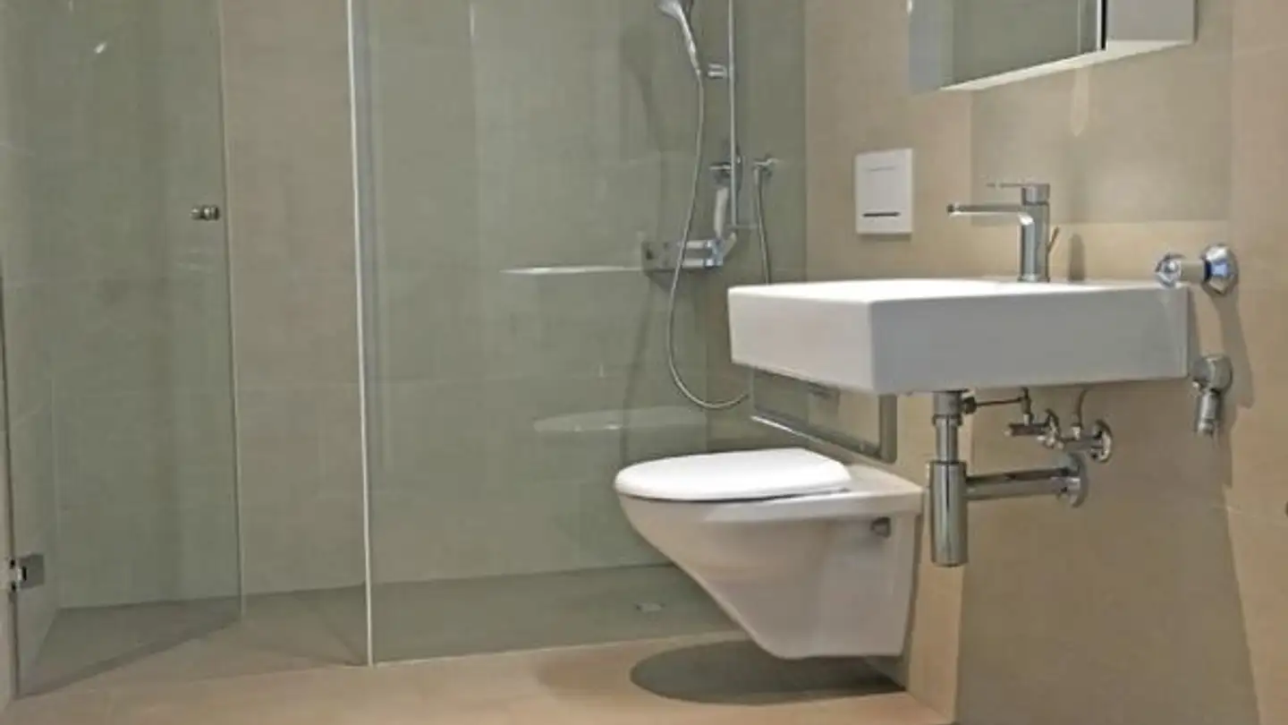 Wohnung mieten - Via Ardisla 3, 7013 Domat/Ems - Foto 4