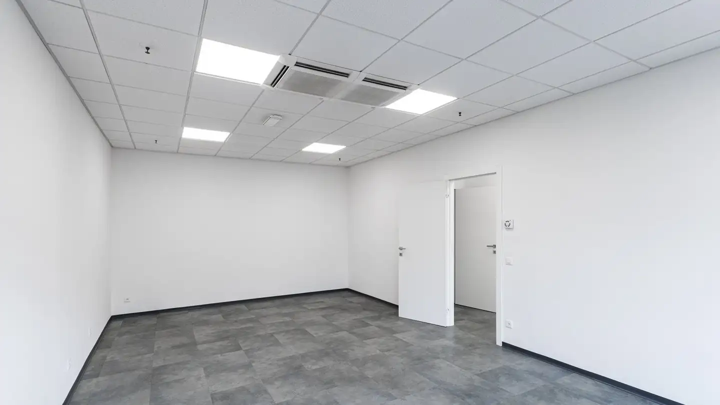 Spazio ufficio in affitto - Via Moree 16, 6850 Mendrisio - Photo 2